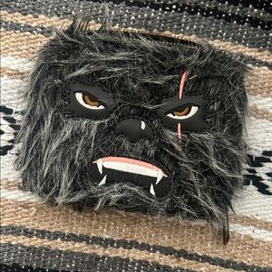 💜♀️5DAYSALE ♀️💜 Loungefly SDCC 2023 Star Wars Krrsantan wallet